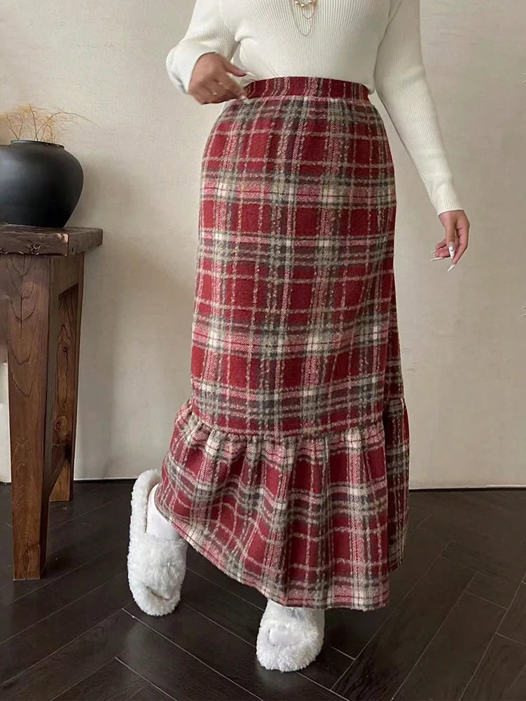 Plus Size Red Plaid High-Waisted Slimming A-Line Skirt For New Year Clothes, For Winter Maxi Tweed Women Outfit